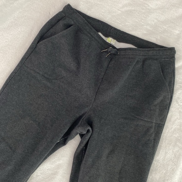 GreenTea dark grey heather sweatpants - Picture 3 of 16